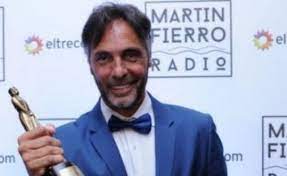 Gustavo lópez has been married to laura subise since 1998. Gustavo Lopez Se Va A Espn Junto Con Sebastian Vignolo Y Mariano Closs Infoveloz Com