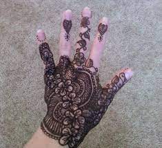Check out simple henna tattoo on hand. Baghe Henna Tattoos Virginia Beach Vacation Guide