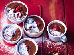 Chocolate Mousse With Raspberries News Lorraine Pascale Recette Verrine Sucree Idee Recette Et Recette Verrine