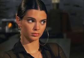 Does eating while standing up cancel out calories?