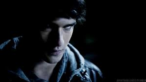 White haired anime girls are easily one of the rarest types among character types. Gif Lobo Loup Wolf Animated Gif On Gifer By Kazranris