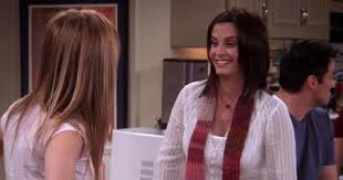 Rachel green might have been more beloved, but we firmly believe that monica geller (courteney but while she was perfect on paper, our hearts lie with the other '90s muse on the show: See Monica Geller S Hair Transformation From Season 1 Of Friends