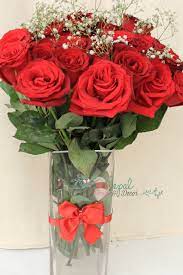 Rose Vase Flower Shop On Nepal Dutch Rose In Nepal Flower Vase Beautiful Flowers Images Rose Vase Flowers