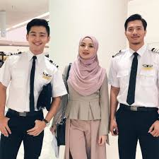 Walau apa yang berlaku hubungannya dengan fattah amin, neelofa kembali ke set demi menghargai peminat yang menyokong beliau selama ini. Facebook