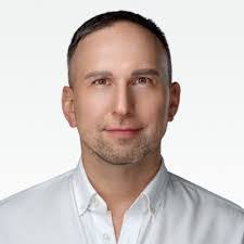 Pat Mcclellan's Instagram, Twitter & Facebook