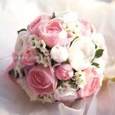 Camellia 15 Flowers In Season In December For Wedding Everafterguide Winter Wedding Bouquet Hand Bouquet Wedding Flower Bouquet Wedding