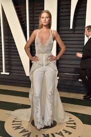 Check out the latest pictures, photos and images of toni garrn. Toni Garrn The Supermodels Owned The Night At The Oscars Afterparty Popsugar Fashion Photo 17
