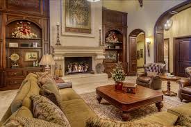 Built Ins Paneling On Arch Tuscan Living Rooms Traditional Living Room Bookshelves Built In
