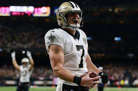 Threw for 417 yards, including four tds, and ran for 128 yards in win against houston. Taysom Hill The Saints 3rd String Qb Takes Offense To A New Level Sbnation Com