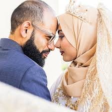 Yesterday's wedding with Rimsha and Asim was absolutely breathtaking. I  could not choose which photos to share as a sneakpeek and I certainly  struggled to choose which photo goes first! Which one