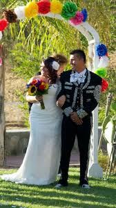 Gorgeous Plussize Bride In Her Mexican Wedding Beautiful Gazebo Thingie Latina Wedding Charro Wedding Bride