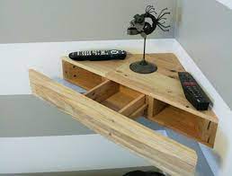 Un choix unique de étagère murale tv disponible dans notre magasin. 1001 Idees Etagere D Angle Murale Arrondissez Les Angles Etagere Murale Angle Projets D Ebenisterie Idees De Meubles