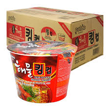 The noodles will sometimes float in the bowl, but that's nothing to worry about. Amazon Com Paldo Fun Yum Il Poom Seafood Instant Big Cup Noodles With Spicy Seafood Based Broth Best Oriental Style Original Korean Ramyun Bowl K Food ì¼í'ˆ í•´ë¬¼ë¼ë©´ í‚¹ ì»µ 110g 3 88
