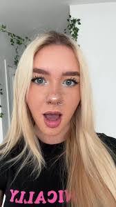 Gemma Skinner's Instagram, Twitter & Facebook