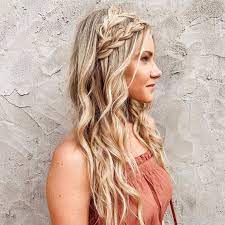 Cute Boho Hairstyle For Women With Long Hair Half Up Coachella Style With Braids Hun Boho Hairstyles For Long Hair Long Hair Styles Cute Everyday Hairstyles