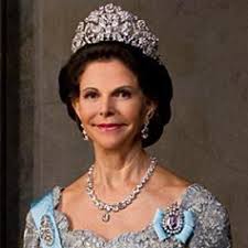 Drottning silvia har särskilda och bestämda krav när du träffar henne på slottet. Drottning Silvia Drottningsilwia Twitter