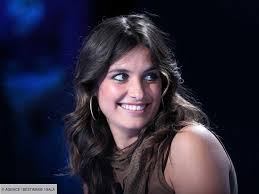 Découvrez laetitia milot, marraine de variance pour la course la parisienne, qui vous invite à avant de devenir la comédienne populaire qu'elle est, laetitia milot a multiplié les petits boulots, dont celui. Laetitia Milot Intime Pour Les 3 Ans De Sa Fille Elle Poste Une Adorable Photo De Famille