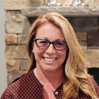 Stephanie Shoemaker's Instagram, Twitter & Facebook