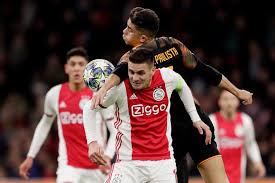 De ligt schuldbewust na rode kaart: Ajax Ligt Uit De Champions League Na Nederlaag Op Valencia Trouw