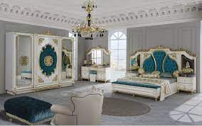 baslik dokum cercevedir ve kadife kumas kullanilarak dosenmistir gece lambasi ve ayna bulunmakt luxury bedroom sets luxurious bedrooms bedroom furniture design