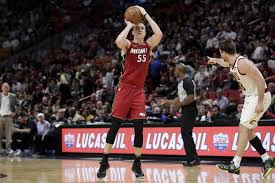 Shooting is in demand and teams are paying a premium for it, which puts duncan robinson in a good spot this. Robinson S Record Night Helps Heat Beat Cavs 124 100