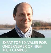 11 expats, 22 opinions