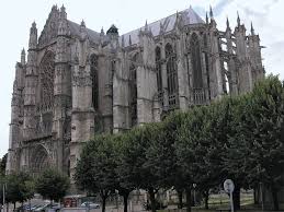 Travelling from beauvais to paris by train. Beauvais History Geography Points Of Interest Britannica