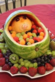 Melonen Baby Fur Die Babyshower Von Handwerklein Babyparty Gesunde Happchen Lustig Essen