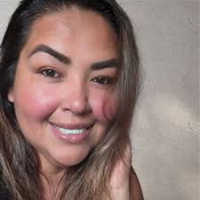 What phones are compatible with the Freestyle Libre app?