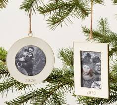 See more ideas about picture frame ornaments, christmas diy, crafts. 2020 Dated Enamel Frame Ornament Sets White Picture Frame Christmas Ornaments Pottery Barn Christmas Ornament Frame