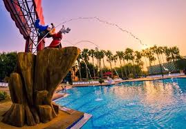 Guests can dine at the food court, visit the silver screen spirits pool bar, and even get late night pizza delivered right to their room as part of disney resorts pizza delivery service. Disney S All Star Movies Resort Review Disney Tourist Blog