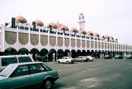 Masjid sultan salahudin abdul aziz shah. Masjid Sultan Idris Shah Ii