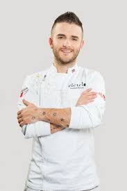 Juan manuel barrientos es un chef colombiano, empresario y líder de paz. En El Cielo Se Come Y Se Perdona Juan Manuel Barrientos La Prueba El Cielo El Universal Cartagena El Universal Cartagena