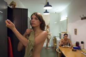 Reviews and scores for movies involving irina potapenko. Bild Zu Irina Potapenko Revanche Bild Gotz Spielmann Irina Potapenko Filmstarts De