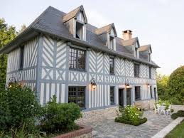 Dix Belles Demeures Nous Livrent Leurs Secrets De Beaute Maison Normande Le Manoir Facade Maison
