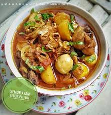Yuk masukkan ke dalam daftar menu masakanmu. Langsung Enak Resep Cara Buat Semur Ayam Telur Puyuh