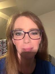 Regular 80s gals: no fat , phones, tats, or implants.🥀🥀🤎🤎✌️✌️🌹🌹✓✓😍😍