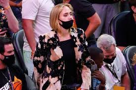 The internet is buzzing after adele made a surprise appearance with a potential new beau. Yjqlhg Beetwvm