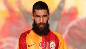 30 yaşındaki jimmy durmaz, geçtiğimiz sezon 37 resmi maçta görev alırken 4 gol, 1 asistlik bir performans sergiledi. Jimmy Durmaz Kimdir Kac Yasinda Jimmy Durmaz In Kariyeri Jimmy Durmaz Hangi Ulkenin Vatandasidir