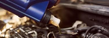 How Oil Changes Affect Engine Life and Fuel Economy: The Hidden Benefits of Timely Maintenance