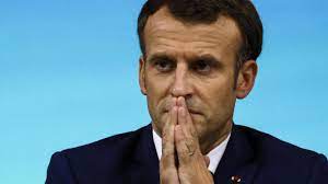 À l'approche de l'allocution du président de la république annoncée par l'élysée, les internautes se demandent si le chef de l'état tiendra sa promesse et montrera la photo des youtubeurs mcfly et. O9 Mgop42kkhbm