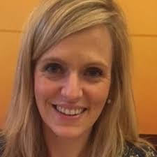 Julia Dowell's Instagram, Twitter & Facebook