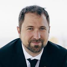 Sean Koerner (@The_Oddsmaker)