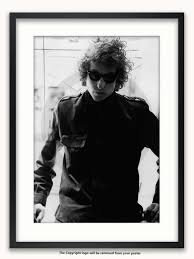 Millions of posters and more spanning over 50 years. Framed With White Mount Bob Dylan Savoy 1967 A1 Poster Laminated Posters