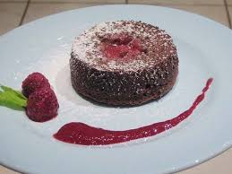 Moelleux Au Chocolat Coeur Coulant Aux Framboises Moelleux Au Chocolat Recette Moelleux Chocolat Alimentation