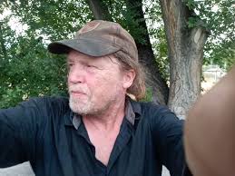 QUESTION: I saw that Wordpress has a new update, version 6.8.3 and there's  a coming 6.9 version in December. Do you have any recommended ways of  updating? For updating plugins, I use