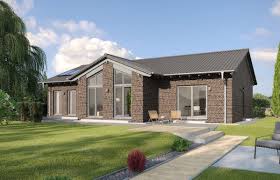 Moderner Fertighaus Bungalow Mit Klinker Fassade Satteldach Architektur Wintergarten Erker 3 Zimmer Gr Fertighaus Bungalow Haus Bungalow Grundriss Bungalow
