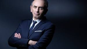 Éric zemmour est devenu tellement célèbre pour ses joutes télévisuelles et son talent de polémiste qu'on a tendance à éric zemmour est diplômé de l'institut d'études politiques (iep) de paris (1979). Eric Zemmour Infos Images Videos