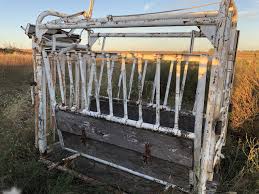 Free delivery for many products! Ww Cattle Squeeze Chute Price Reduced 100 Nex Tech Classifieds