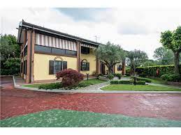 A san giuliano milanese in vendita box doppio in lunghezza. Cascina In Vendita A San Donato Milanese 790 000 450 M 5 Locali 3 Bagni Gabetti